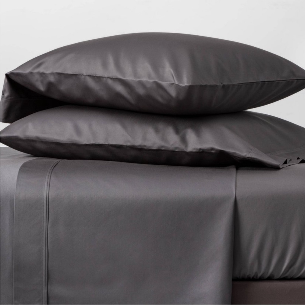 Threshold Signature 100% Cotton Sateen 800 thread count sheet set - Full Size